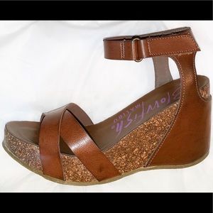 Blowfish Brown Wedge Sandal 8